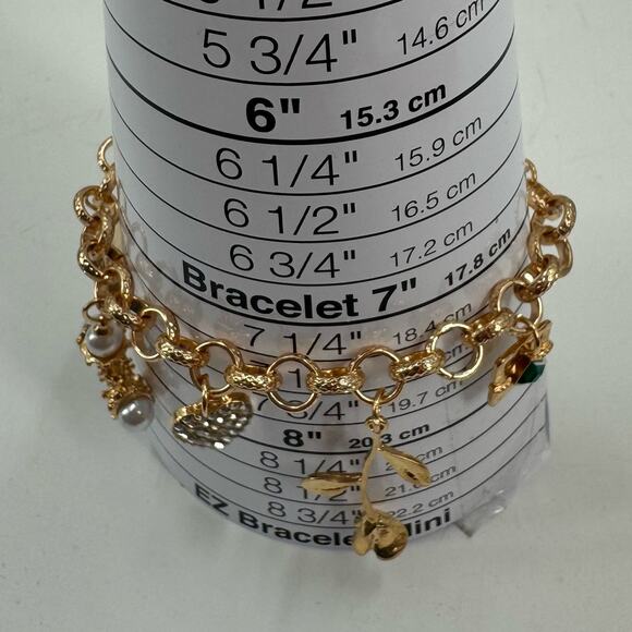 NWOT Gold plated Spanish Catholic style charm Bracelet - Picture 7 of 7